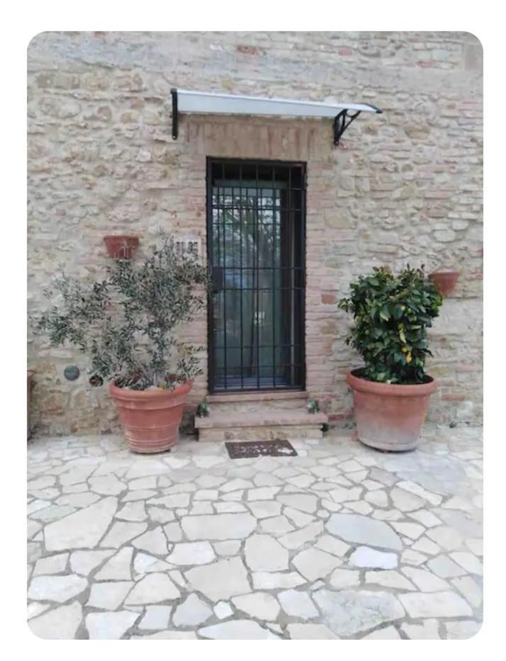 La Casina Di Ancicucco 1 Apartment Сан Джиминяно Екстериор снимка